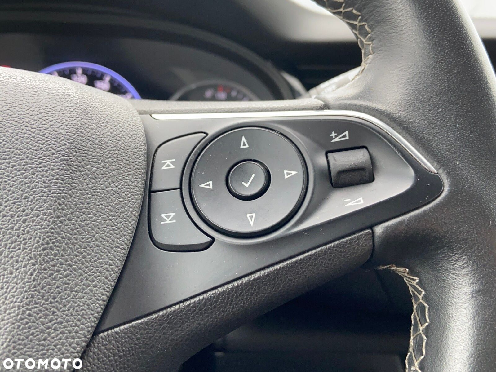 Opel Insignia 2.0 CDTI Innovation S&S - 19