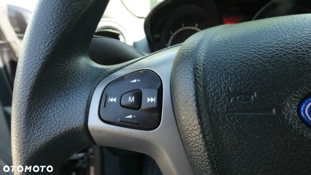 Ford Fiesta 1.25 Trend - 18