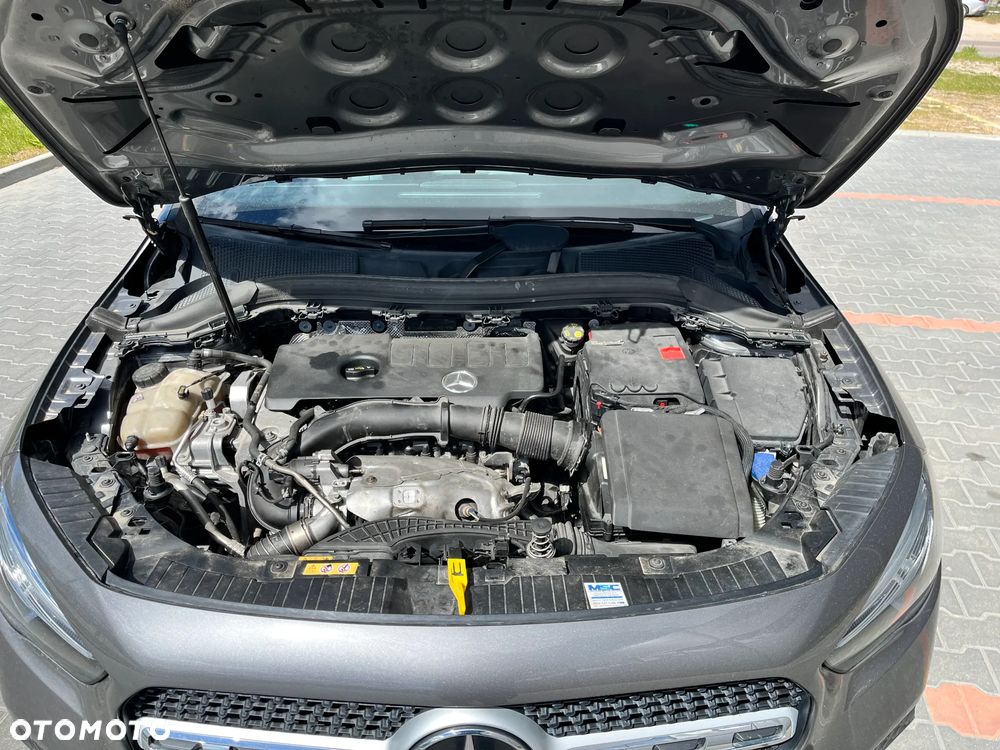 Mercedes-Benz GLA 250 8G-DCT - 11
