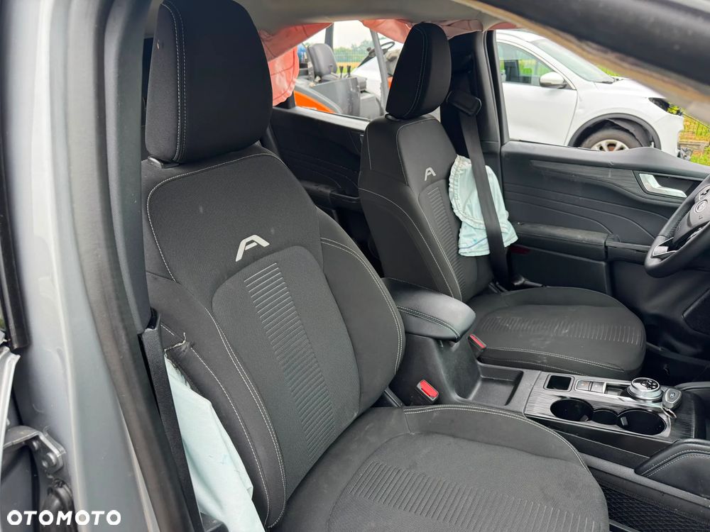 Ford Kuga 2.5 Duratec FHEV ACTIVE - 6