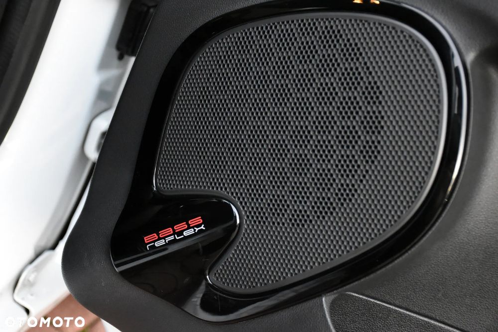 Renault Clio TCe 90 Limited - 19