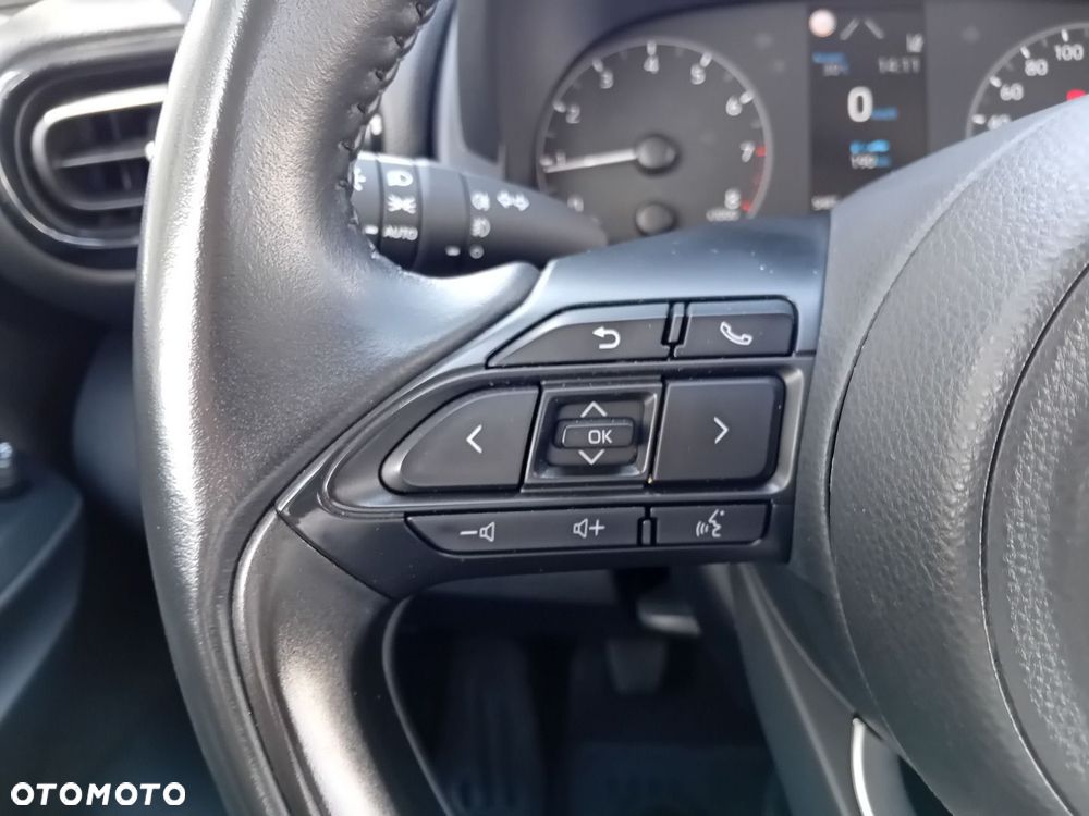 Toyota Yaris - 12