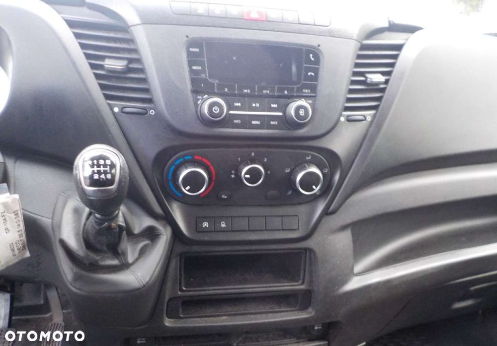 Iveco Daily 35C14 - 21