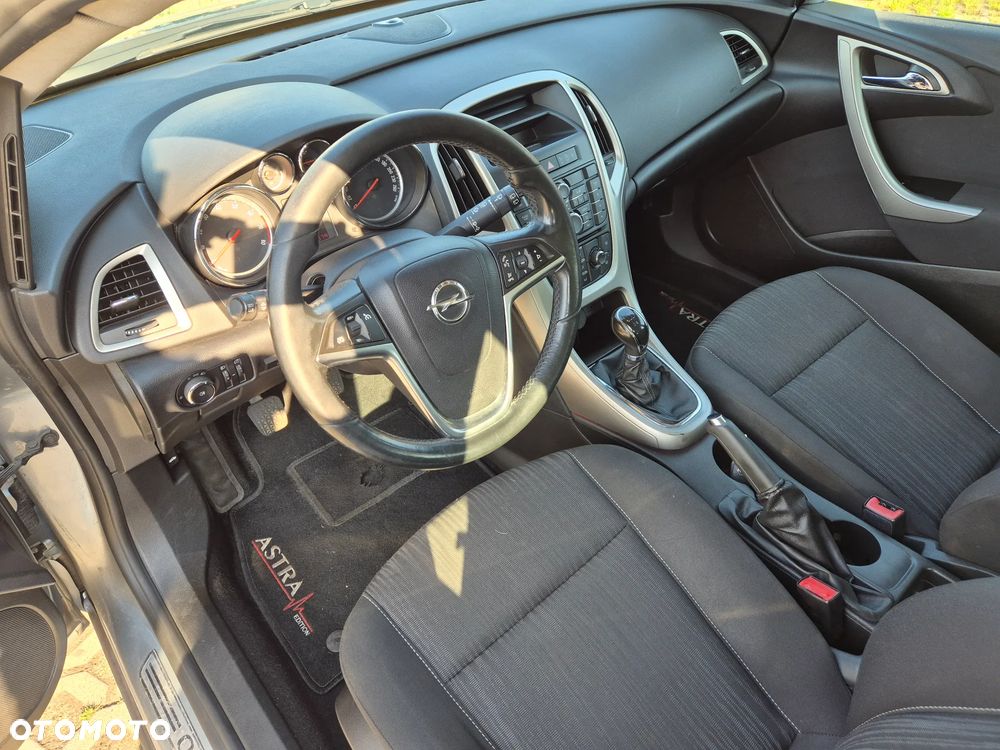 Opel Astra 1.4 Enjoy - 2