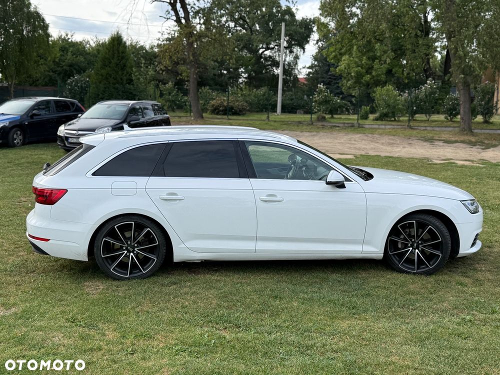 Audi A4 Avant 2.0 TDI Design S tronic - 23