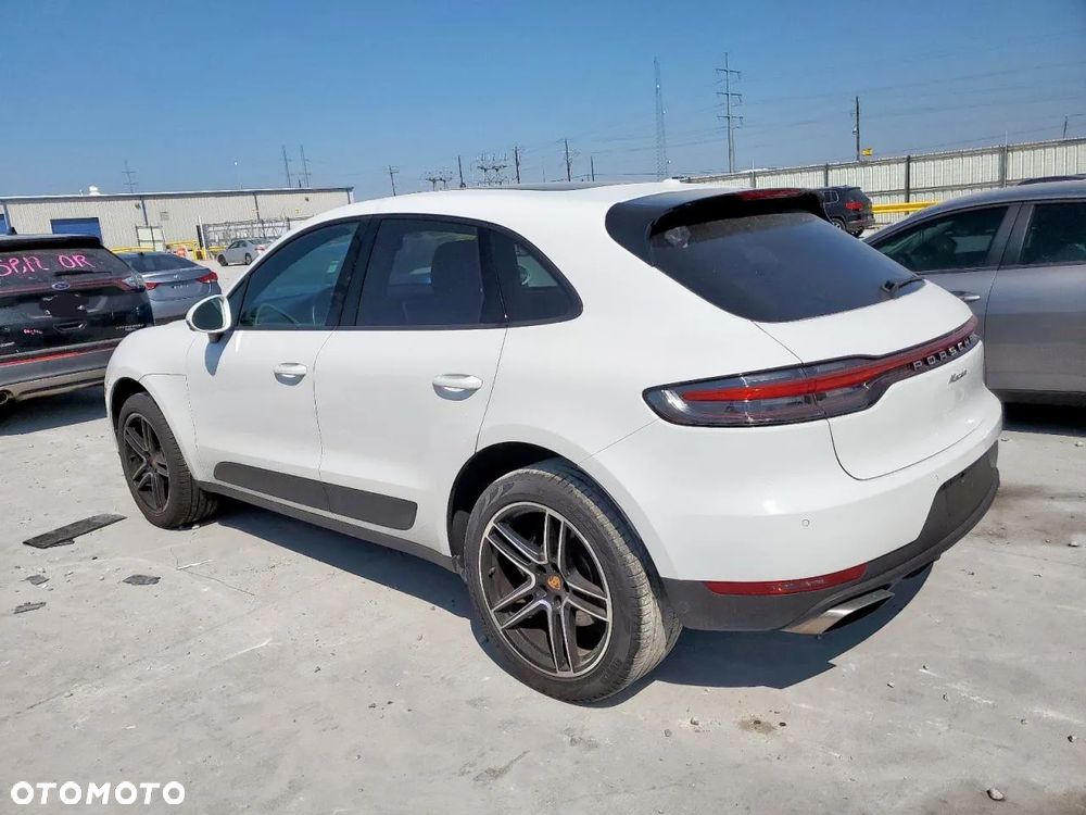 Porsche Macan - 2