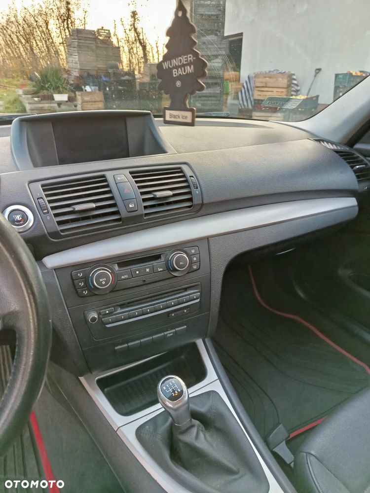 BMW Seria 1 120d - 10