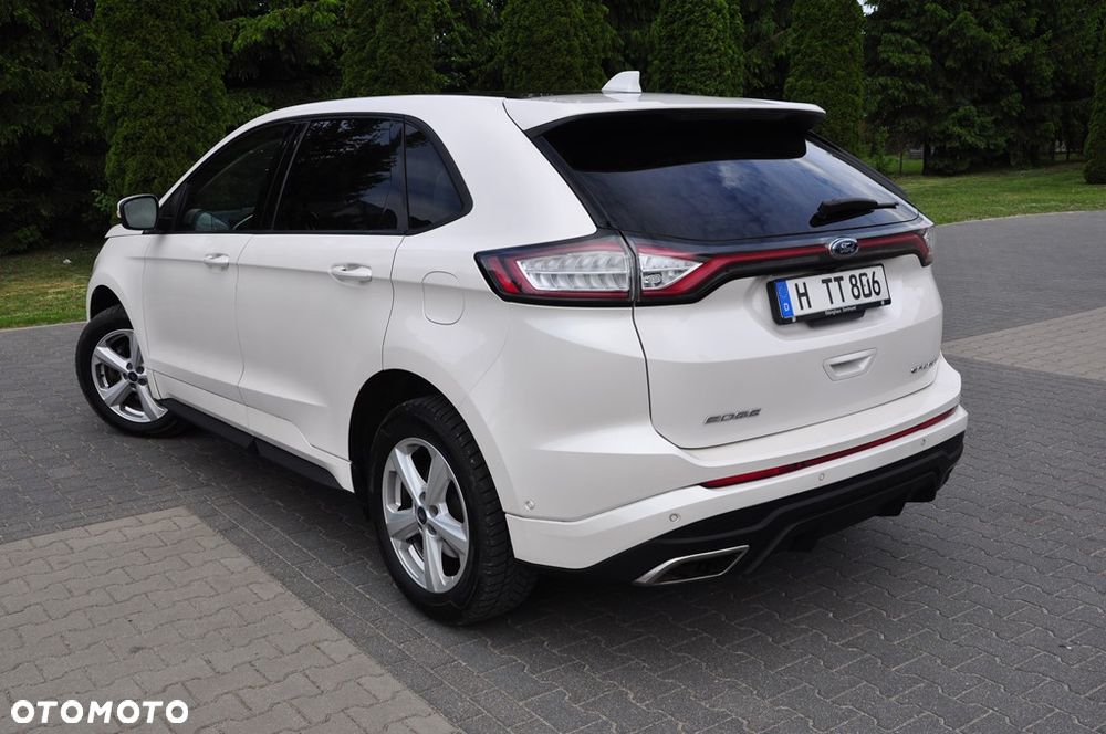 Ford Edge 2.0 TDCi Bi-Turbo 4x4 Titanium - 23