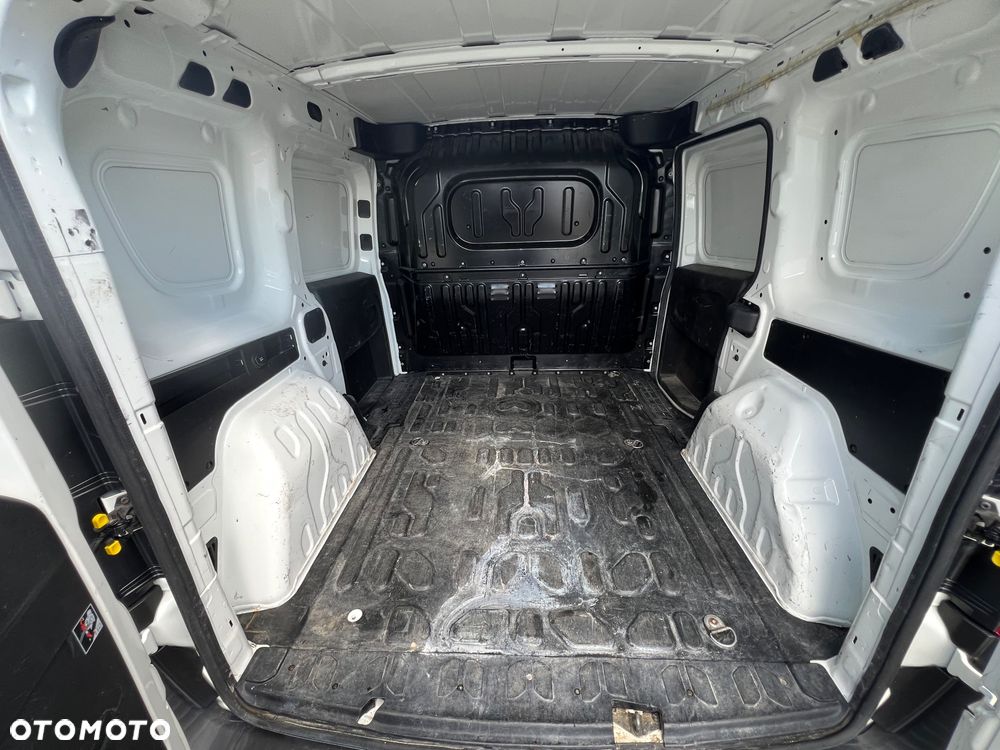 Fiat Doblo - 22