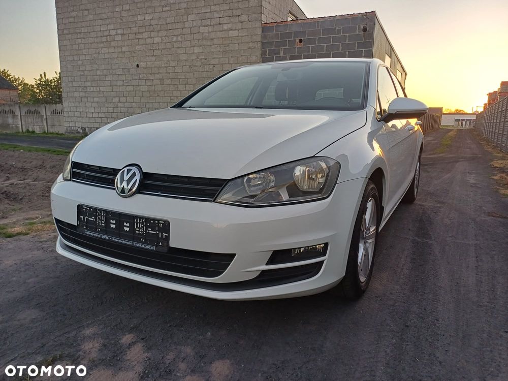 Volkswagen Golf 1.2 TSI BMT Trendline Perfectline - 5