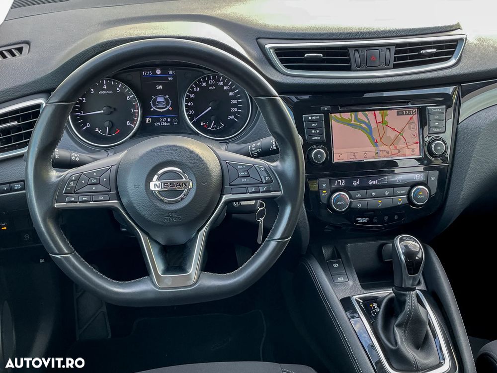 Nissan Qashqai 1.3 l MHEV X-Tronic N-Connecta - 6