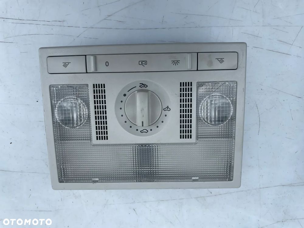 LAMPKA PODSUFITKI SZYBERDACH SEAT LEON II VW POLO 6Q0947105 - 1