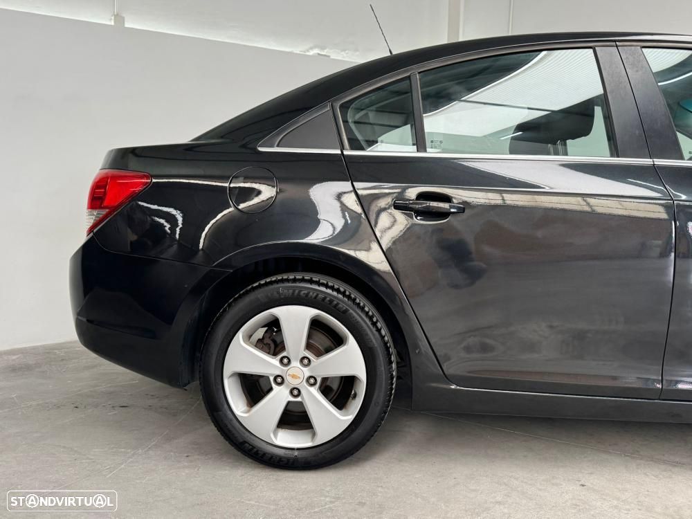 Chevrolet Cruze 2.0 VCDi LTZ EP - 5