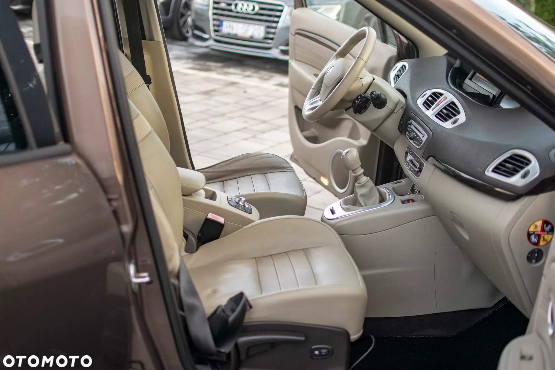 Renault Grand Scenic - 5