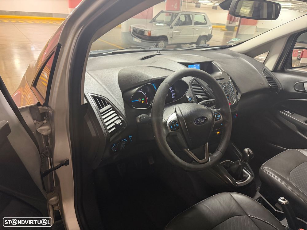 Ford EcoSport 1.0 EcoBoost Titanium - 6