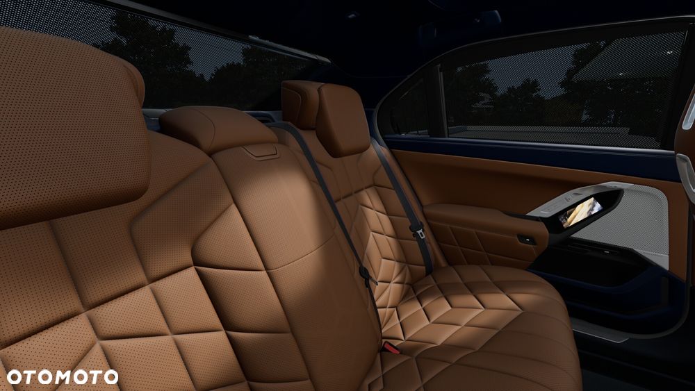 BMW Seria 7 740d xDrive - 13