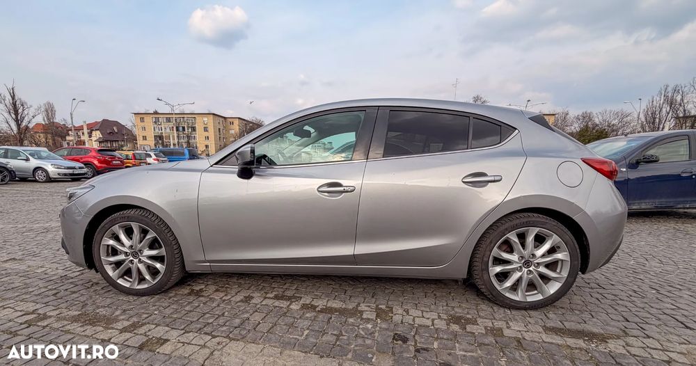 Mazda 3 G165 Revolution - 10