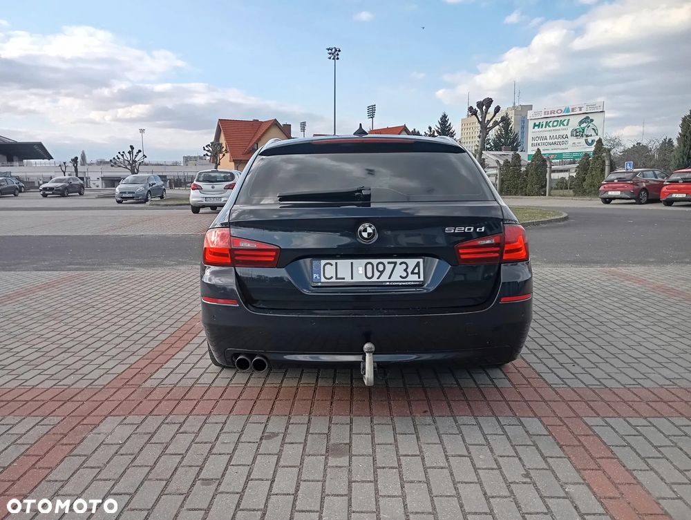 BMW Seria 5 520d - 13