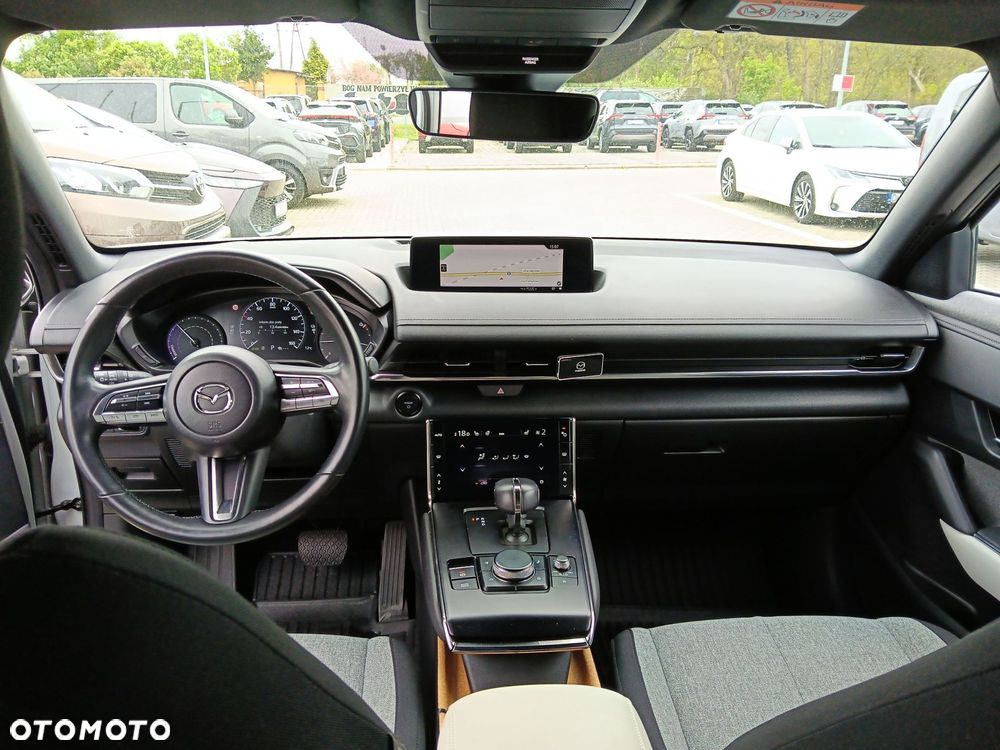 Mazda MX-30 - 12
