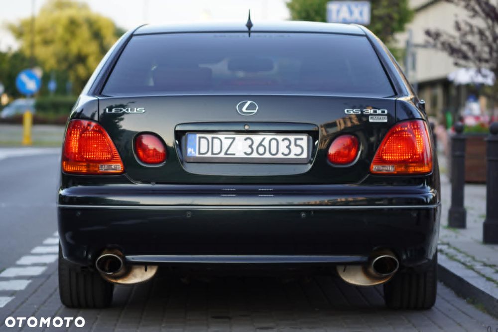 Lexus GS - 2