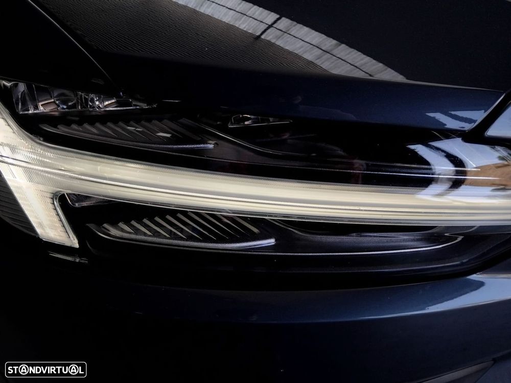 Volvo V60 2.0 B4 Momentum Plus Geartronic - 16