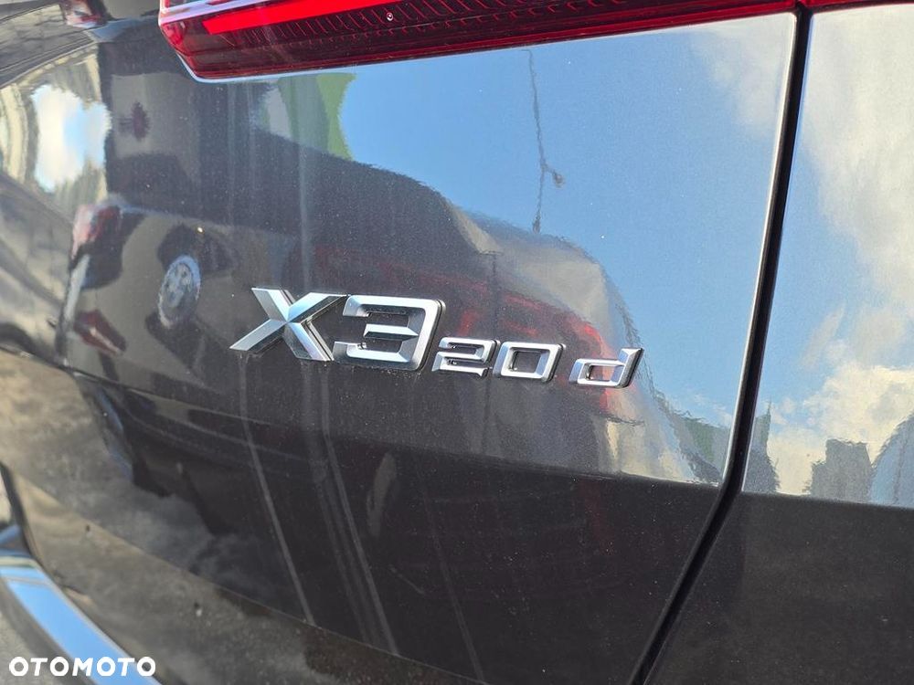 BMW X3 xDrive20d mHEV - 14
