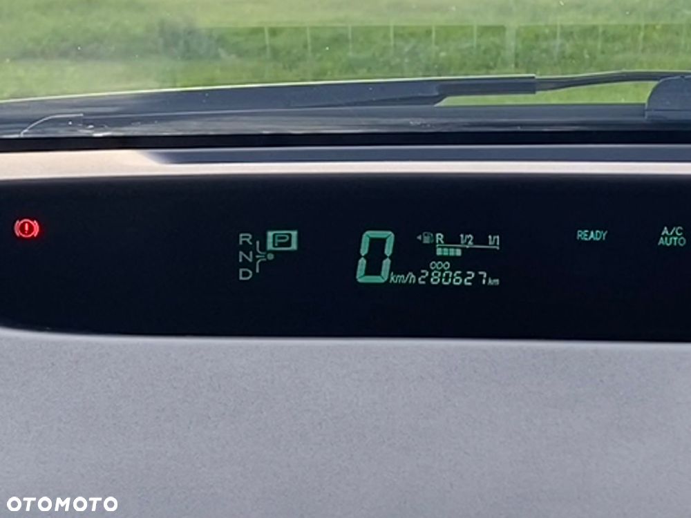 Toyota Prius 1.5 VVT-i Sol - 13