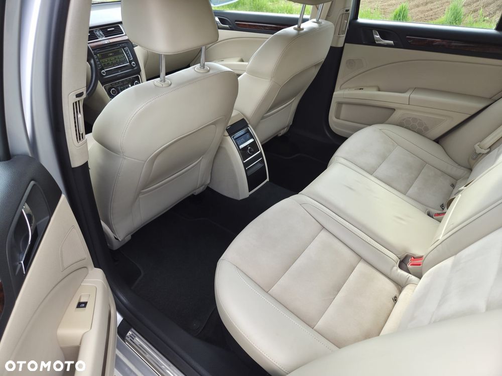 Skoda Superb 1.8 TSI DSG Exclusive - 22