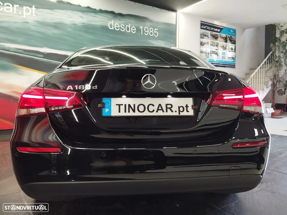 Mercedes-Benz A 180 Limousine d Style Aut. - 10