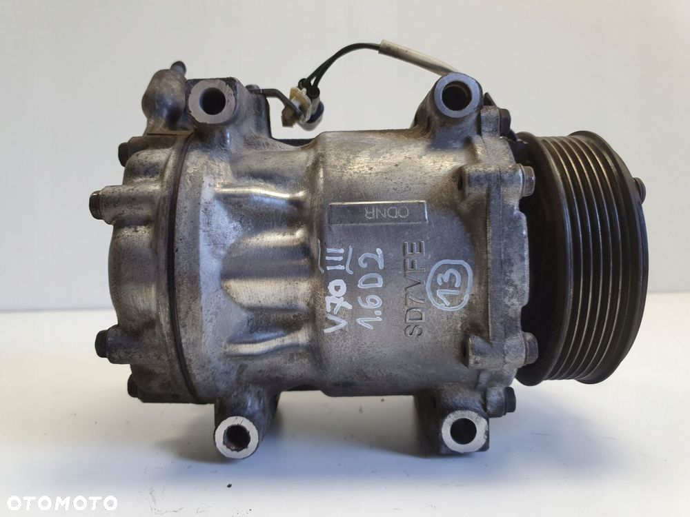 SPRĘŻARKA KLIMATYZACJI Volvo V70 III 1.6 D D2 _ pompa 31348213 - 3