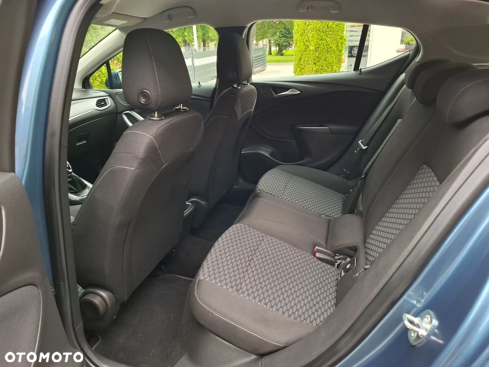 Opel Astra - 12