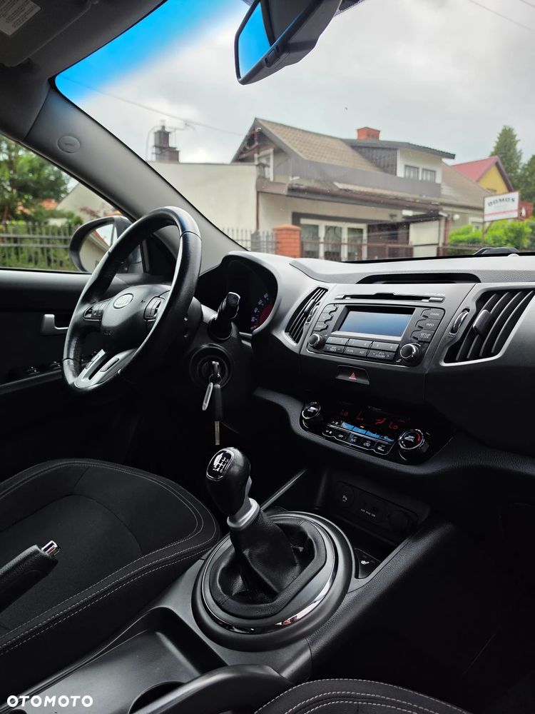 Kia Sportage 1.7 CRDI M 2WD - 29