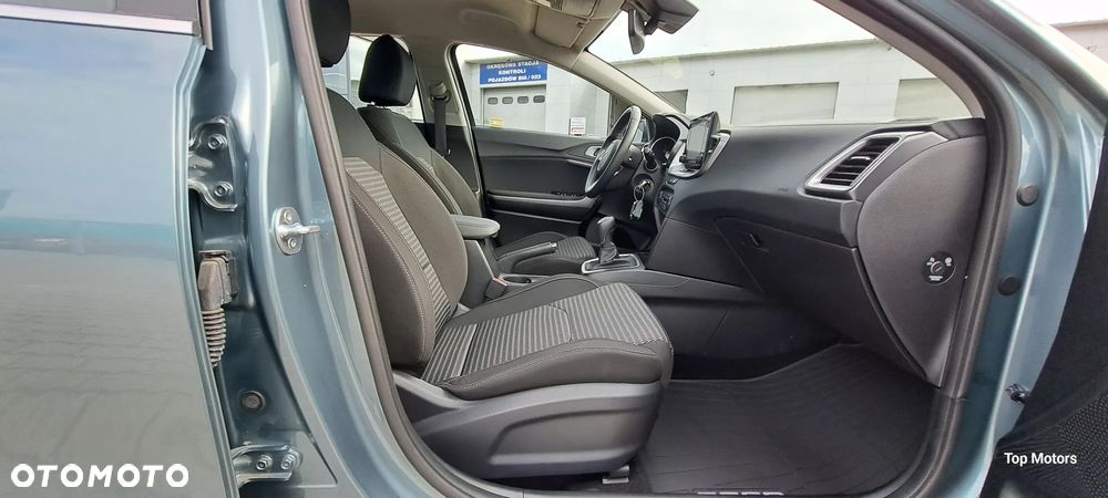 Kia Ceed 1.5 T-GDI M - 26