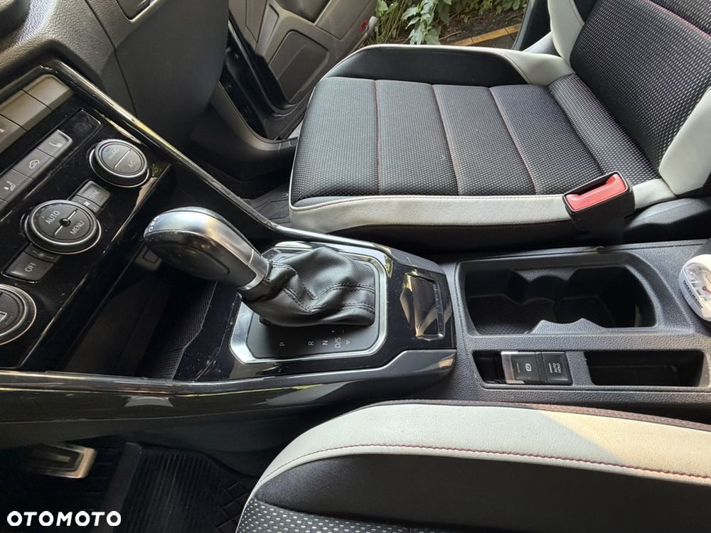 Volkswagen T-Roc 1.5 TSI ACT Premium DSG - 19