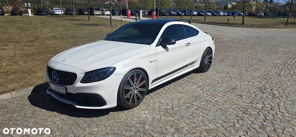 Mercedes-Benz Klasa C AMG 63 S AMG Speedshift 7G-MCT - 22