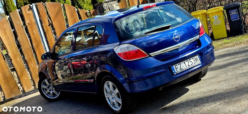 Opel Astra 1.8 Innovation - 4