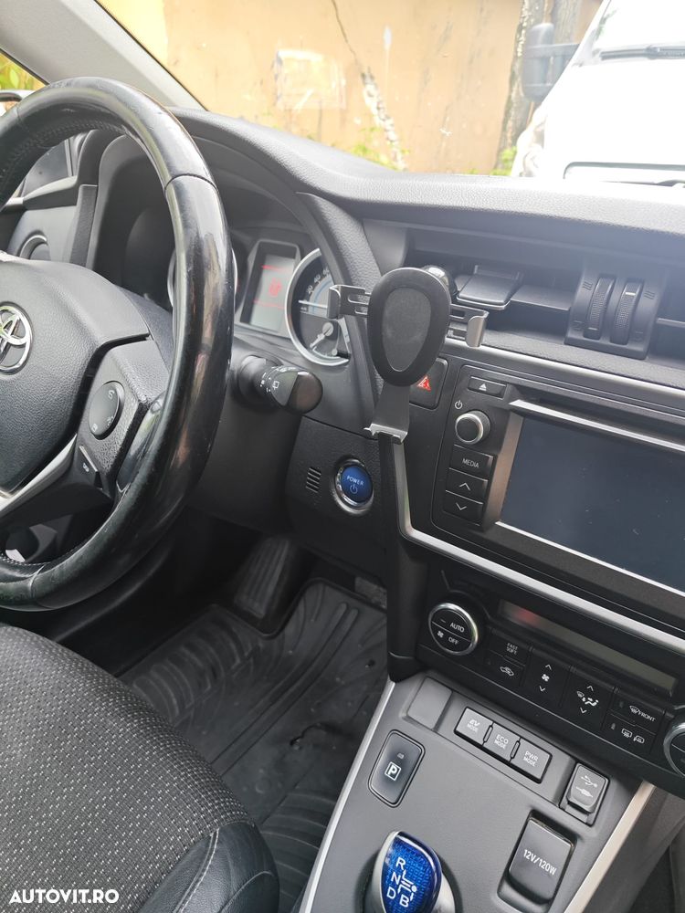Toyota Auris - 12