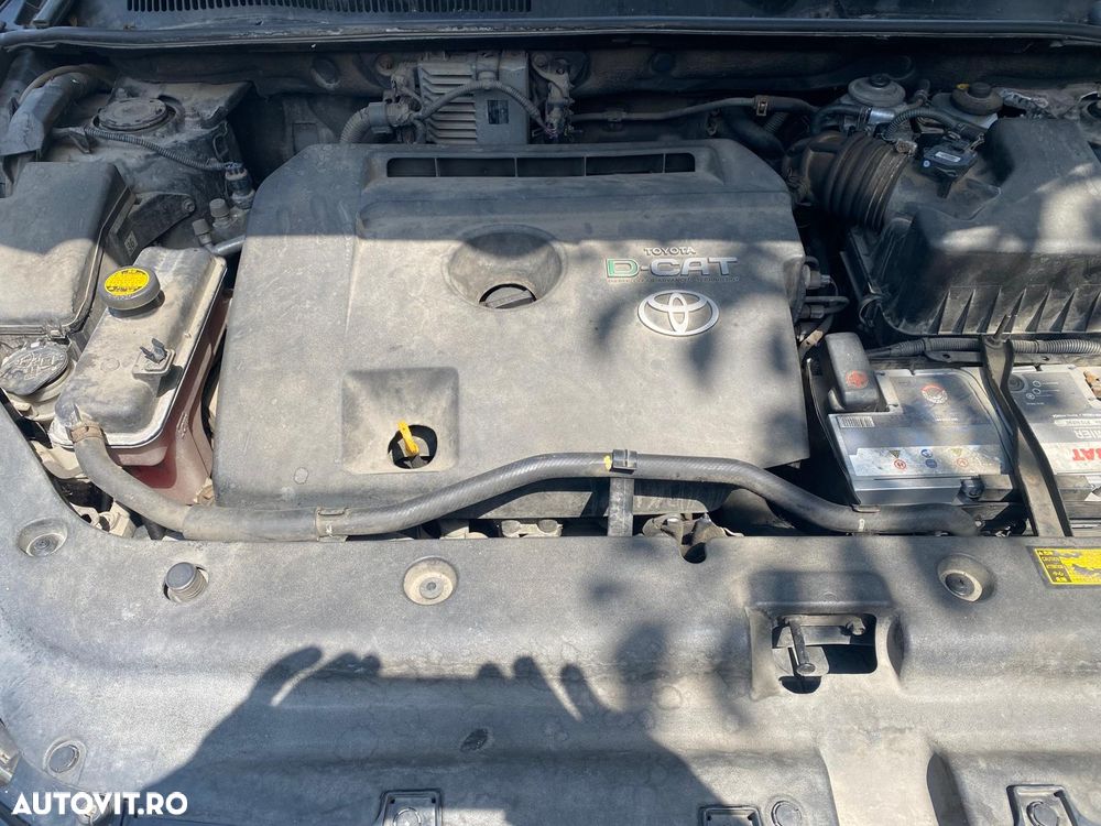 Toyota RAV4 2.2 D-CAT 4x4 Sol - 17