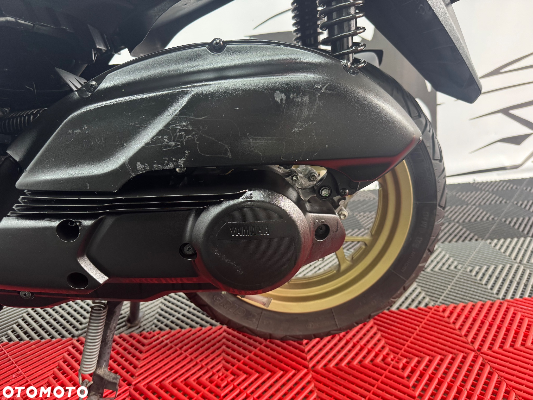 Yamaha X-max - 19