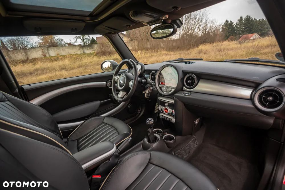 MINI Cooper S Standard - 23