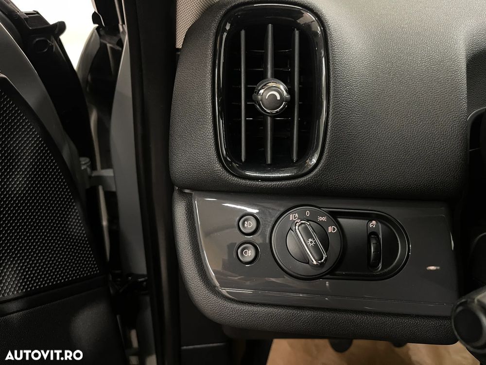 Mini Countryman Cooper - 24