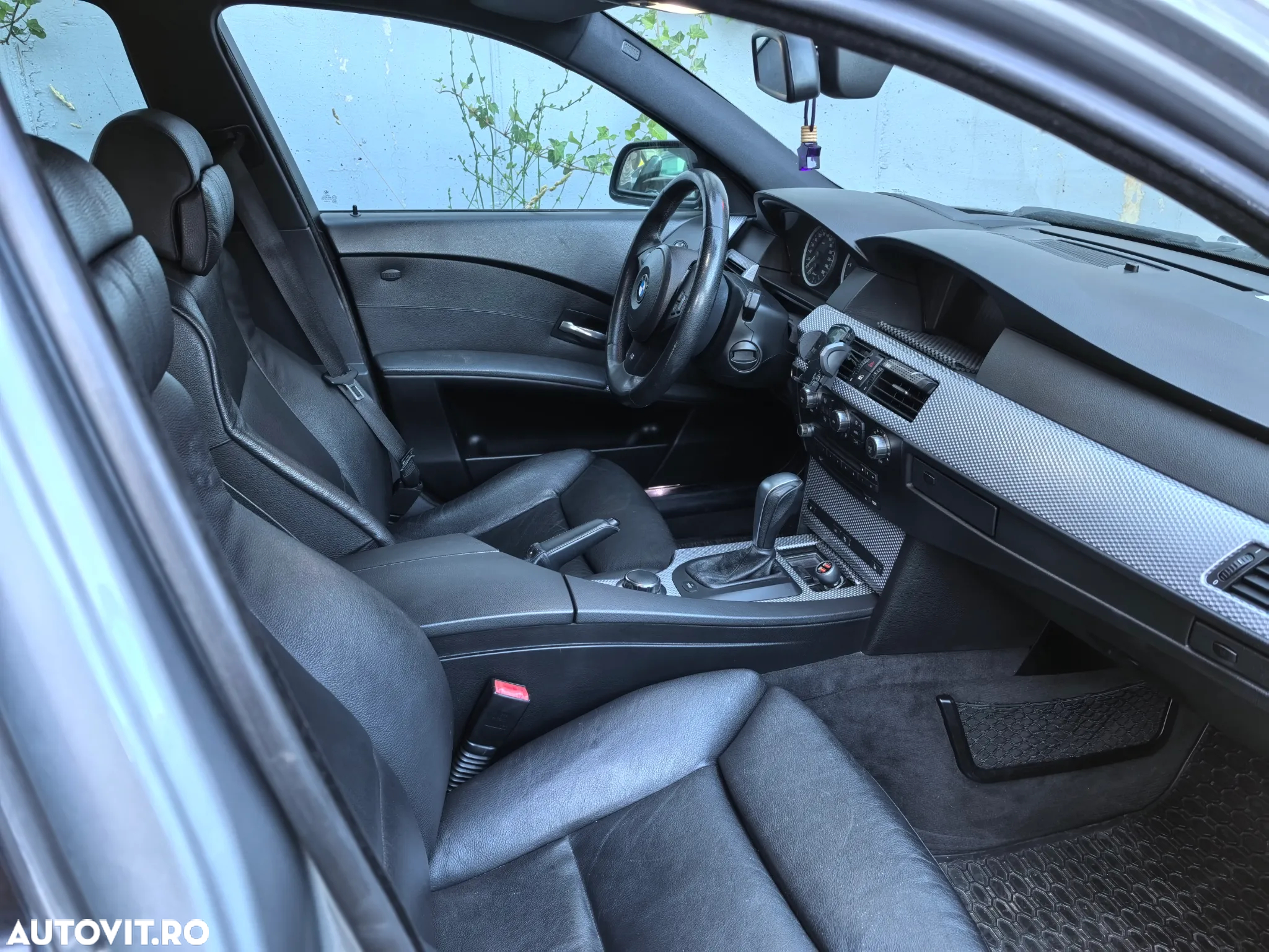 BMW Seria 5 525d Touring Aut. - 27