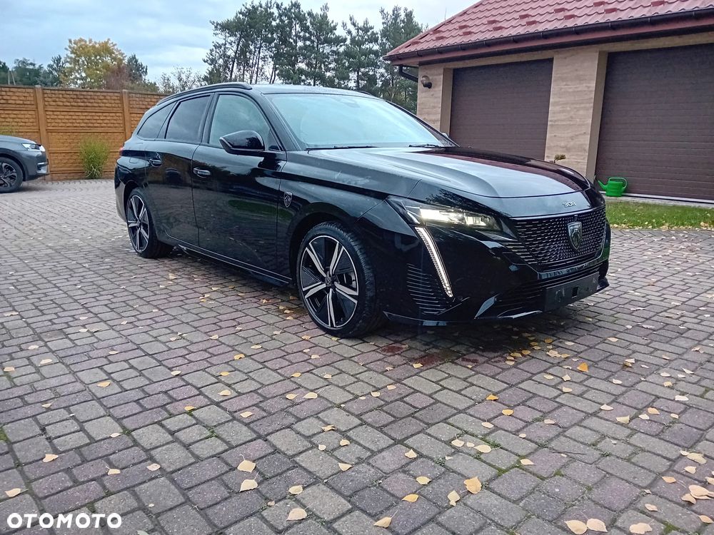 Peugeot 308 SW Plug-In Hybrid 225 e-EAT8 GT - 2