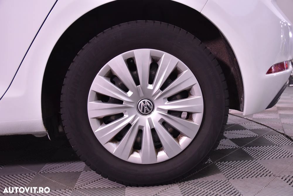 Volkswagen Golf - 13