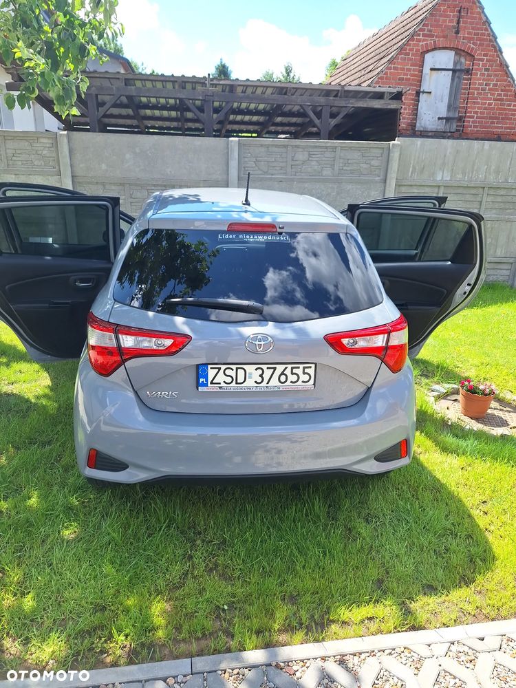 Toyota Yaris 1.5 Premium - 5