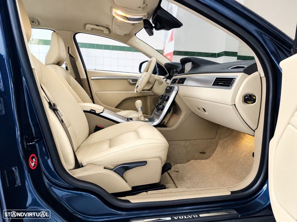 Volvo V70 2.0 D4 Summum - 11