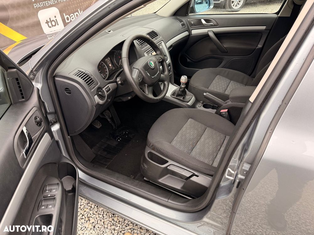 Skoda Octavia 1.6 TDI DPF Elegance - 9