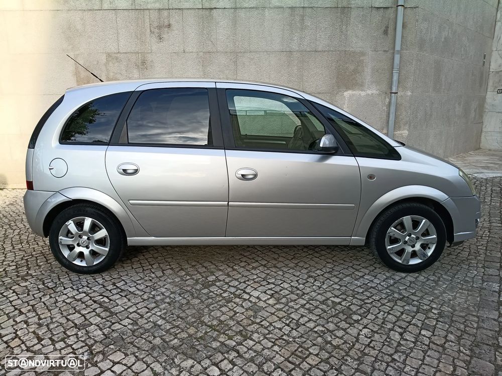 Opel Meriva 1.3 CDTI Cosmo - 17