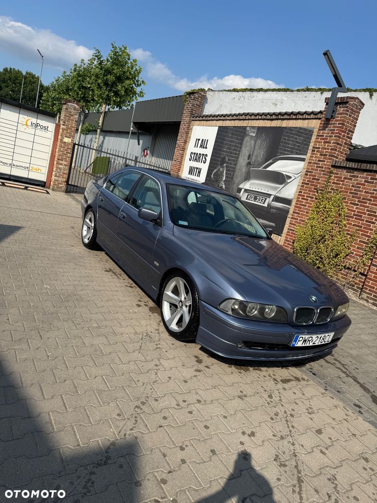 BMW Seria 5 520i - 1