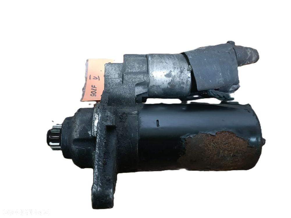 VOLKSWAGEN GOLF V 5 03-09 r. 1,9 TDI rozrusznik BOSCH 1005831311 + - 4